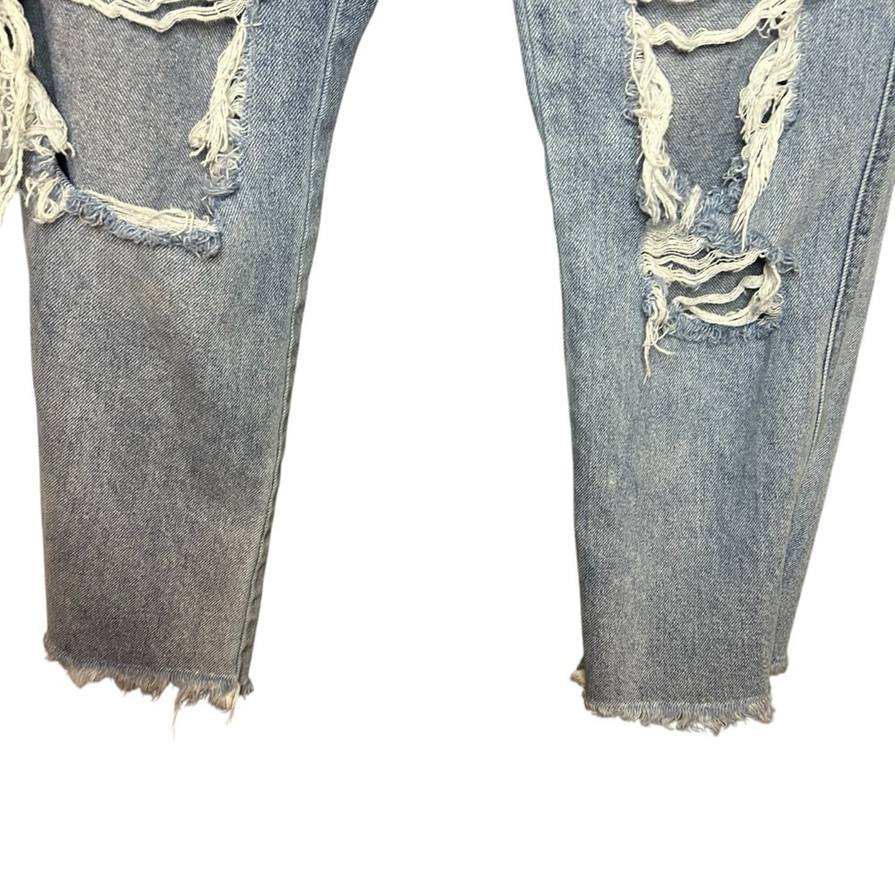 Flying Monkey Distressed Crop Jeans Size 27 Raw Hem Light Wash Denim - Picture 5 of 11